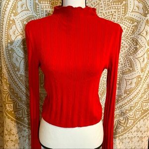 Urban Outfitters Cropped sweater